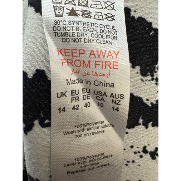 2/$30 NWT PrettyLittleThing Size 10 Black & White Zebra Print Oversized Shirt - Picture 8 of 16